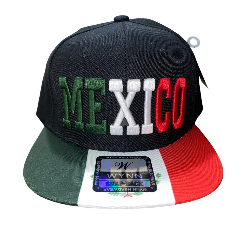 WYNN Headwear Mexico Flag Snapback Hat One Size.
